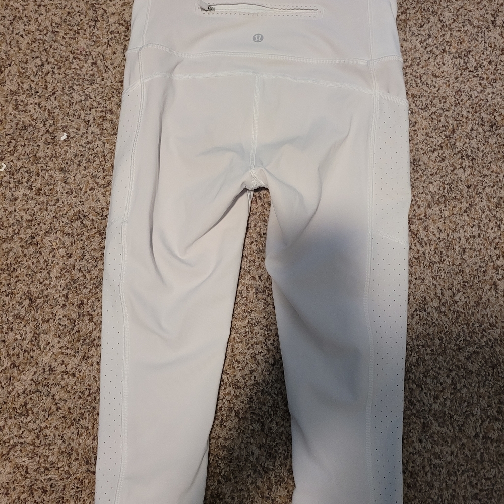 Lululemon Capri Leggings SZ 4